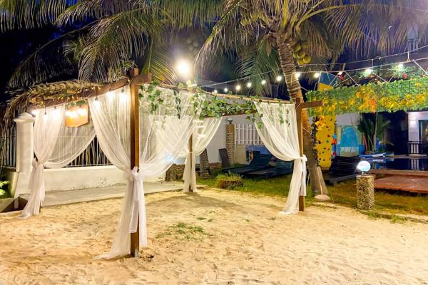 NHÀ HÀNG TIỆC CƯỚI