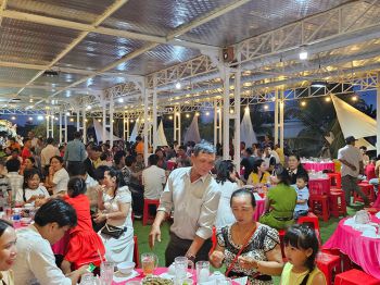 nha-hang-tiec-cuoi-20.jpg