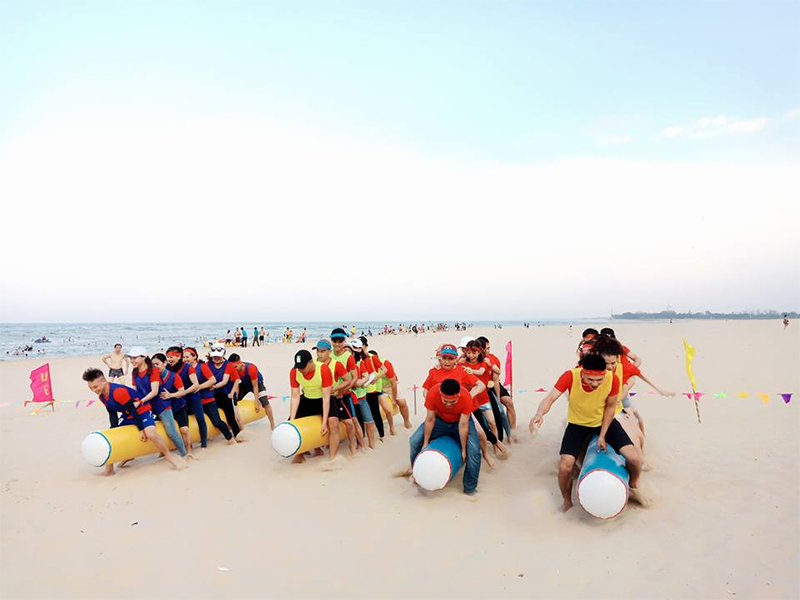 TEAM BUILDING